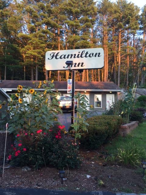 Hamilton Inn Стербридж Экстерьер фото